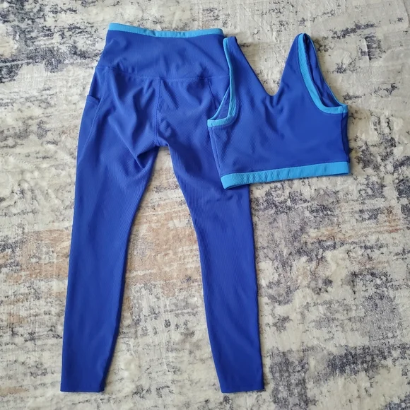 Move Theology Blue Ribbed Leggings- Size Small - Picture 9 of 9